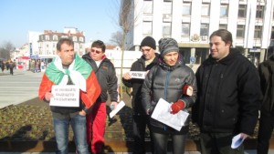 6 основни искания представиха протестиращи срещу произвола на банки и
