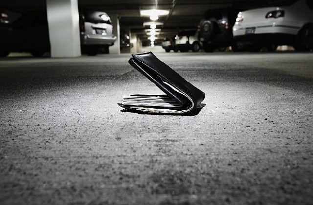 Самонамиращ се портфейл за разсеяни собственици