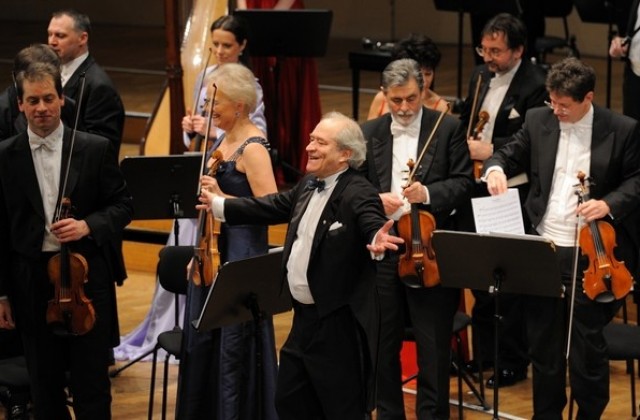 Vienna Classic Orchestra довечера в Бургас