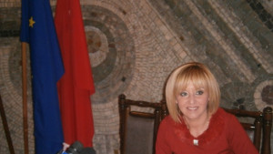 Мая Манолова предлага нови 11 400 000 лв от бюджета