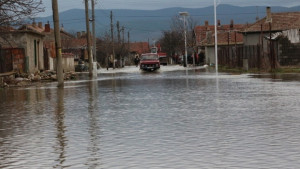 Районен съд с дарителска кампания в помощ на бедстващите в
