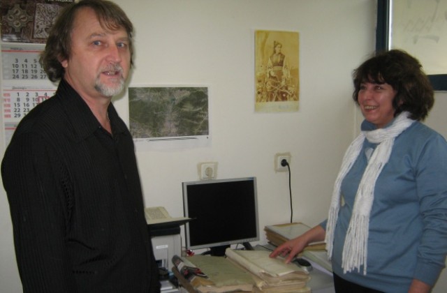Речник на Дупнишкият говор получи като дарение Исторически музей - Дупница