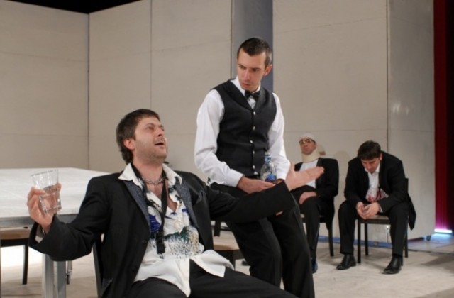 Постановката Тестостерон на Народния театър в Кюстендил