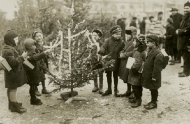 Изложби и поезия в Кюстендил