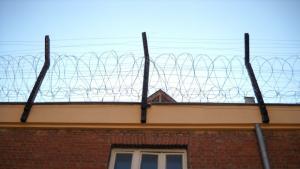 Откриха дрога в колет за затворник