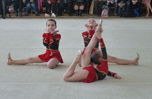 X-ти Международен турнир по художествена гимнастика „Коледни звездички