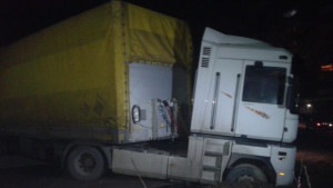 Тир с 24 т бира пропадна в дупка на ВиК