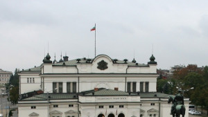 Какви кредити изплащат варненските депутати