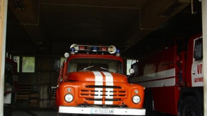 Пожар в къща вдигна на крак огнеборците