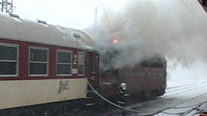 Пожар изпепели локомотив във варненското депо
