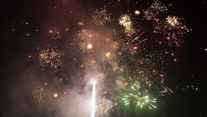 Богомил Стелияна Дивна и Ана Борисова ще посрещнат Новата година