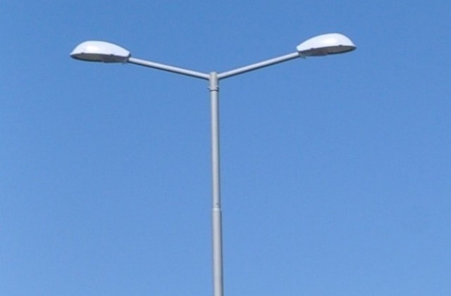 Осветление за 85 000 лева ще монтират в кв. Чолаковци