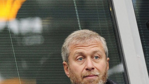 Кризата с рублата струвала на Абрамович 360 млн евро за