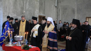 Осветиха камбаните на най новия храм във В Търново