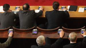 Депутатите приеха бюджетите на президента парламента и министерствата