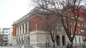 Коледно предложение Уикенд за двама в Русенската опера