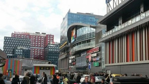 Фалшив сигнал за бомба опразни мола на Цариградско шосе