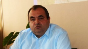 Др Пандев Тръгвам си с гордо вдигната глава