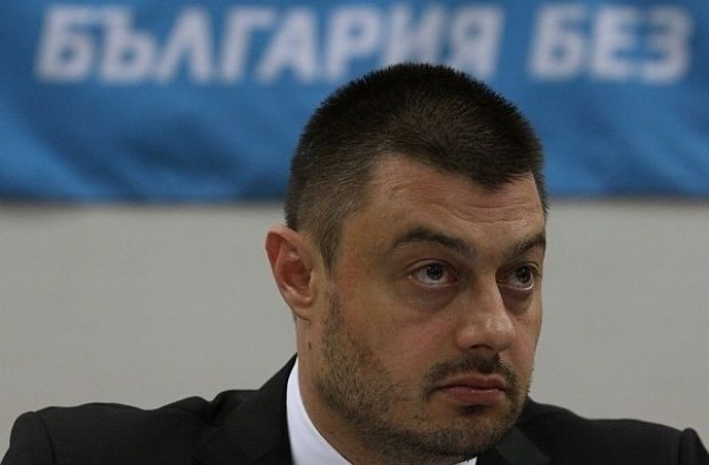 Бареков подава оставка като председател на коалиция ББЦ