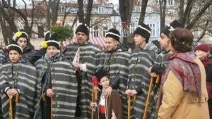 Коледари пяха и наричаха за здраве и берекет