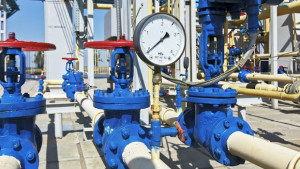 Украйна плати още 165 млрд долара от газовия си дълг