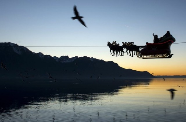 Въздушното командване на САЩ ще проследи пътуването на Дядо Коледа