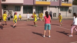Турнир по народна топка за жени