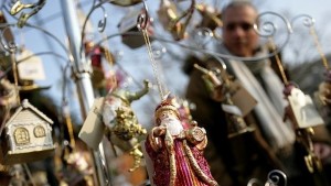 Близо 150 000 българи празнуват имен ден на Рождество Христово