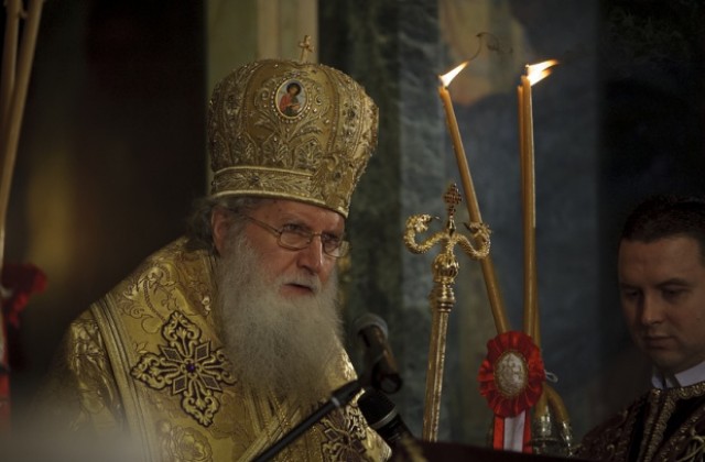 Да дадем любов на страдащите, призова патриархът