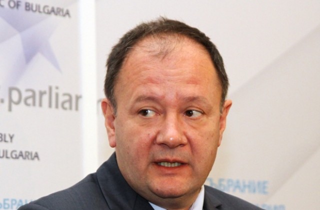 След трудна година БСП не губи вяра в борбата за справедливост и солидарност