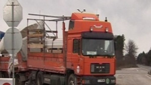Ограничават движението на ТИРове около Нова година