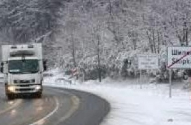 Пътищата са проходими при зимни условия