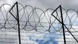 Служители на затворите излизат на протест