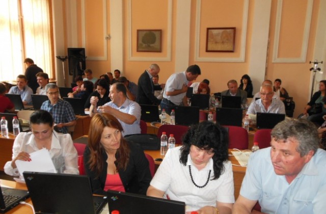 Общинските съветници в Кюстендил на работа последно за 2014 г.