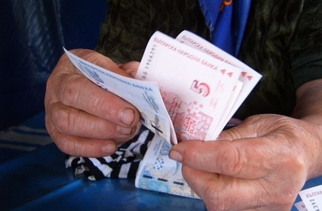Служителите на мина „Чукурово” получиха забавените си възнаграждения