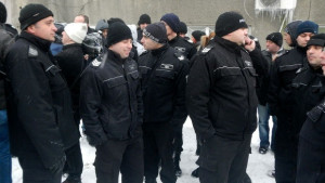 Надзиратели от цялата страна излязоха отново на мълчалив протест