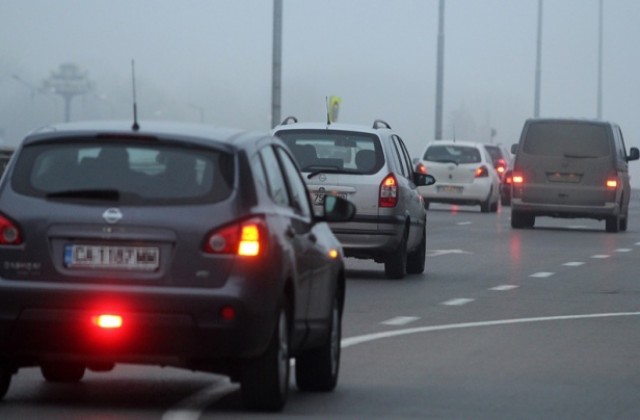 КАТ призовава: Тръгнете по-рано, внимавайте и следете прогнозите за времето