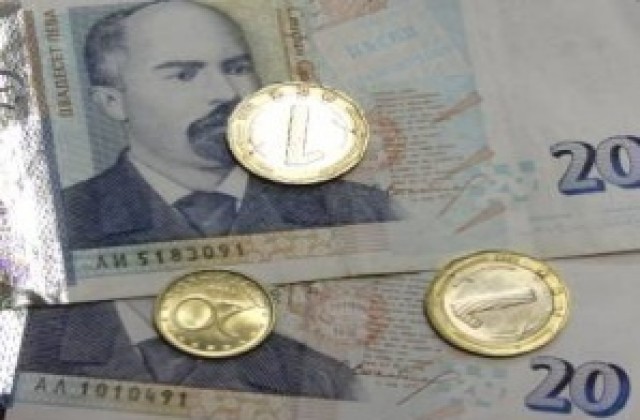 28% от българите трудно ще вържат бюджета през януари