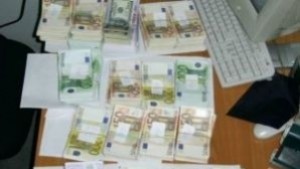 Крупен обир на пари и злато в Харманли