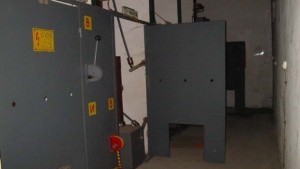 Специалисти по кражба на трансформатори оставиха Пелишат без ток