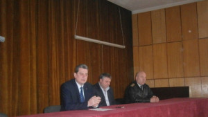 Наградиха 11 служители на МВР Кюстендил за действията им при