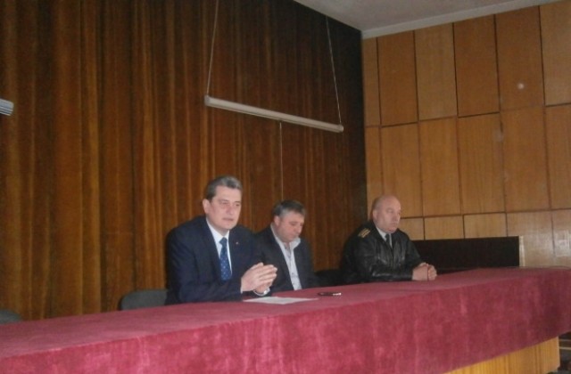 Наградиха 11 служители на МВР- Кюстендил за действията им при инцидента край Мурсалево