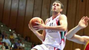 Нов играч и в баскетболния Берое