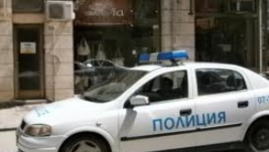 Спипаха двама с наркотици