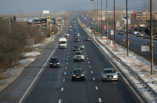 Въвеждат нови изисквания за обезопасяването на деца в автомобили