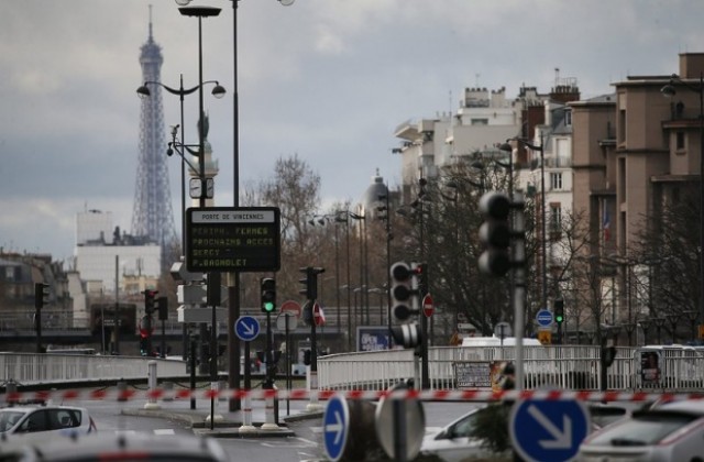 Предупреждават за опасност от отваряне на трети фронт на насилие в Париж