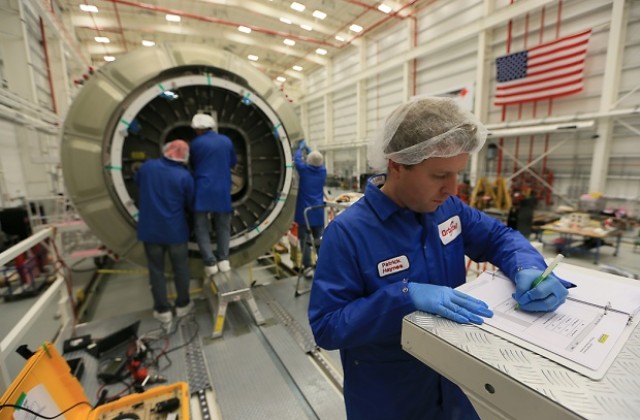 НАСА изстрелва спътник, който ще мери влажността на почвата на Земята