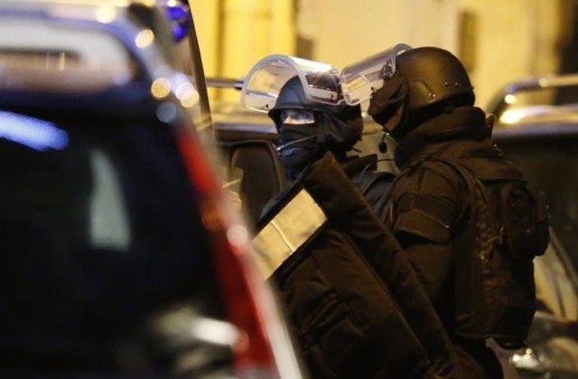 Полицейски комисар, разследващ нападението срещу „Шарли ебдо” се самоуби