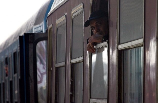 БДЖ: Няма как да не се намали броят на влаковете