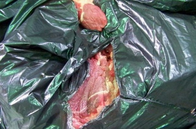 70 кг свинско задигнаха от месокомбинат в Харманли